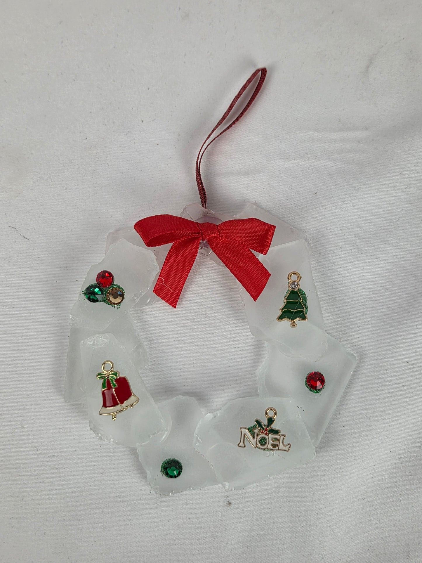 White Sea Glass Christmas Wreath with Charms and Red Bow 4" Stand Included 8.5"