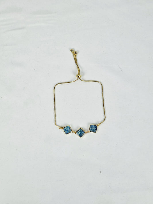 Bracelet Aqua Blue Crystal Adjustable Closure Gold Chain