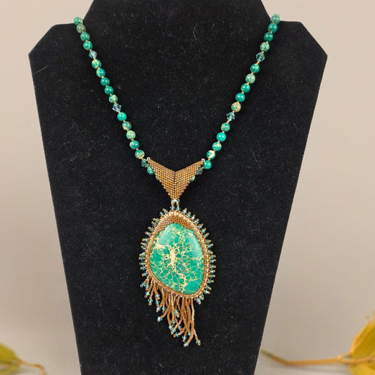Necklace Green Magnesite and Crystal Gold Beads 2.5" Pendant Lobster Clasp